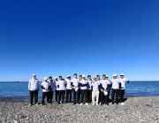 3279a2de-8d94-40d1-a359-9a8c77026b88